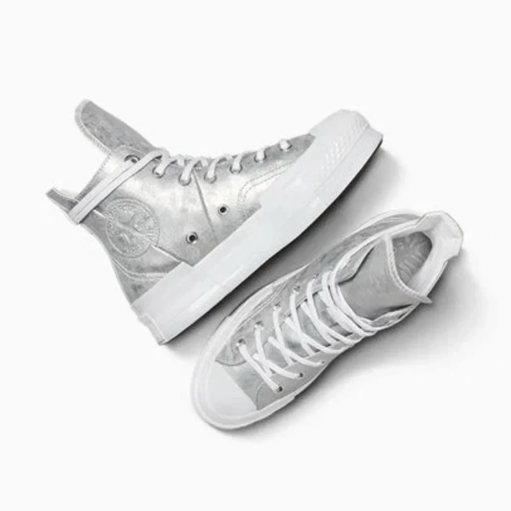 NWB! Converse Chuck 70 Plus “Silver Showstopper” High Tops - Size: 7